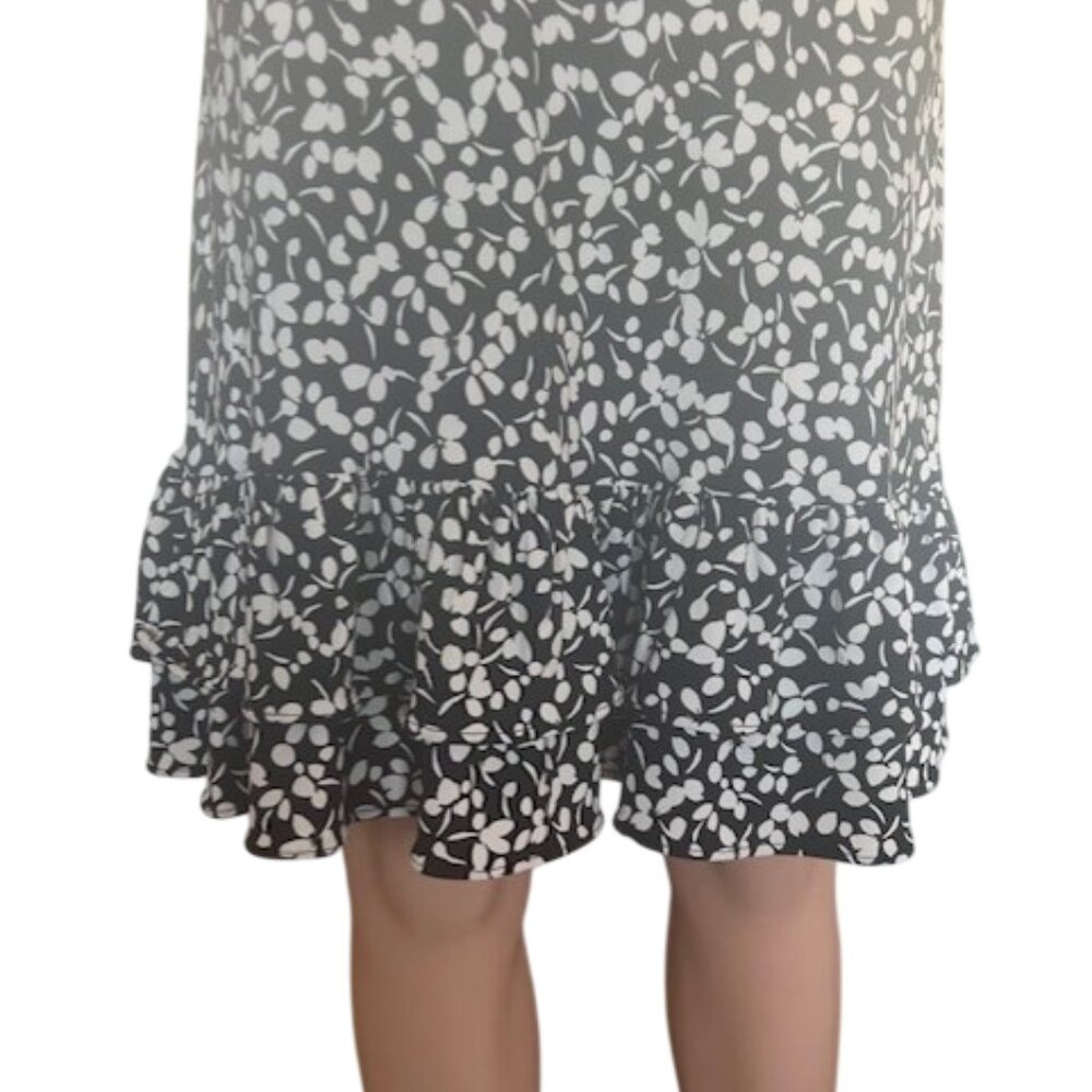 TOMMY HILFIGER Black/White Floral dress Size 6 Ruffle Hem *Worn Once* - Picture 3 of 5